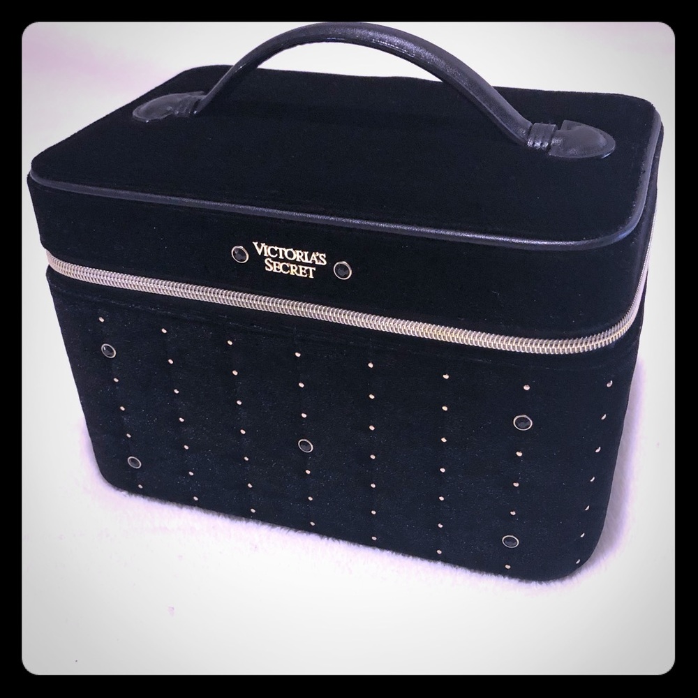 NWT💋VS Black Velvet make-up vanity travel case💄